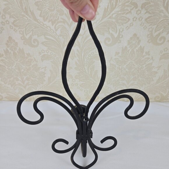Pair of Metal Fleur de Lis Sconces Wall Hanging Black Gold Hilights Taper Candle - Picture 5 of 10